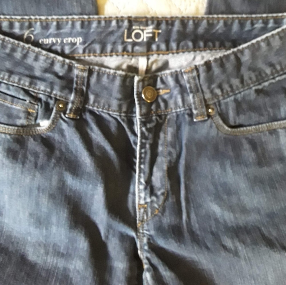 Ann Taylor loft curvy crop Jean's size 6